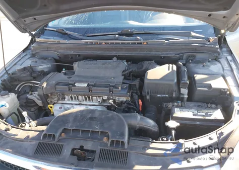 2011 Hyundai Elantra Touring Se z USA, uszkodzony, nr VIN KMHDC8AE3BU125261